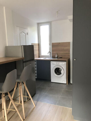  Appartement à louer 3 pièces 44 m²
