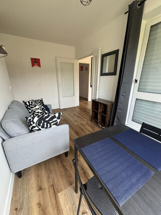  Appartement � louer 5 pi�ces 99 m�