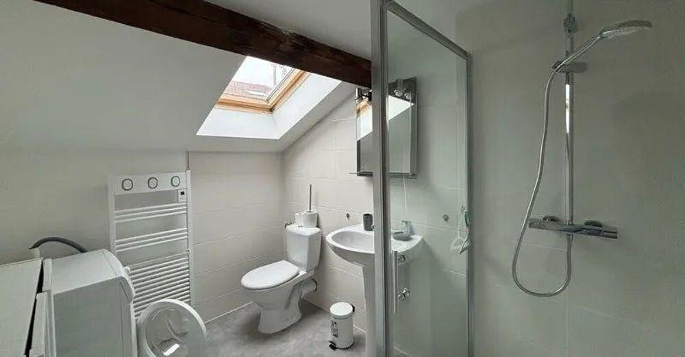 Location Appartement Beau studio rénové 38m² proche parc Sainte-Marie Nancy