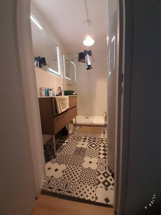  Appartement à louer 5 pièces 89 m²