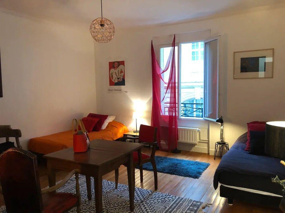 Location Appartement Superbe studio meublé 29m² en parfait état Paris 10