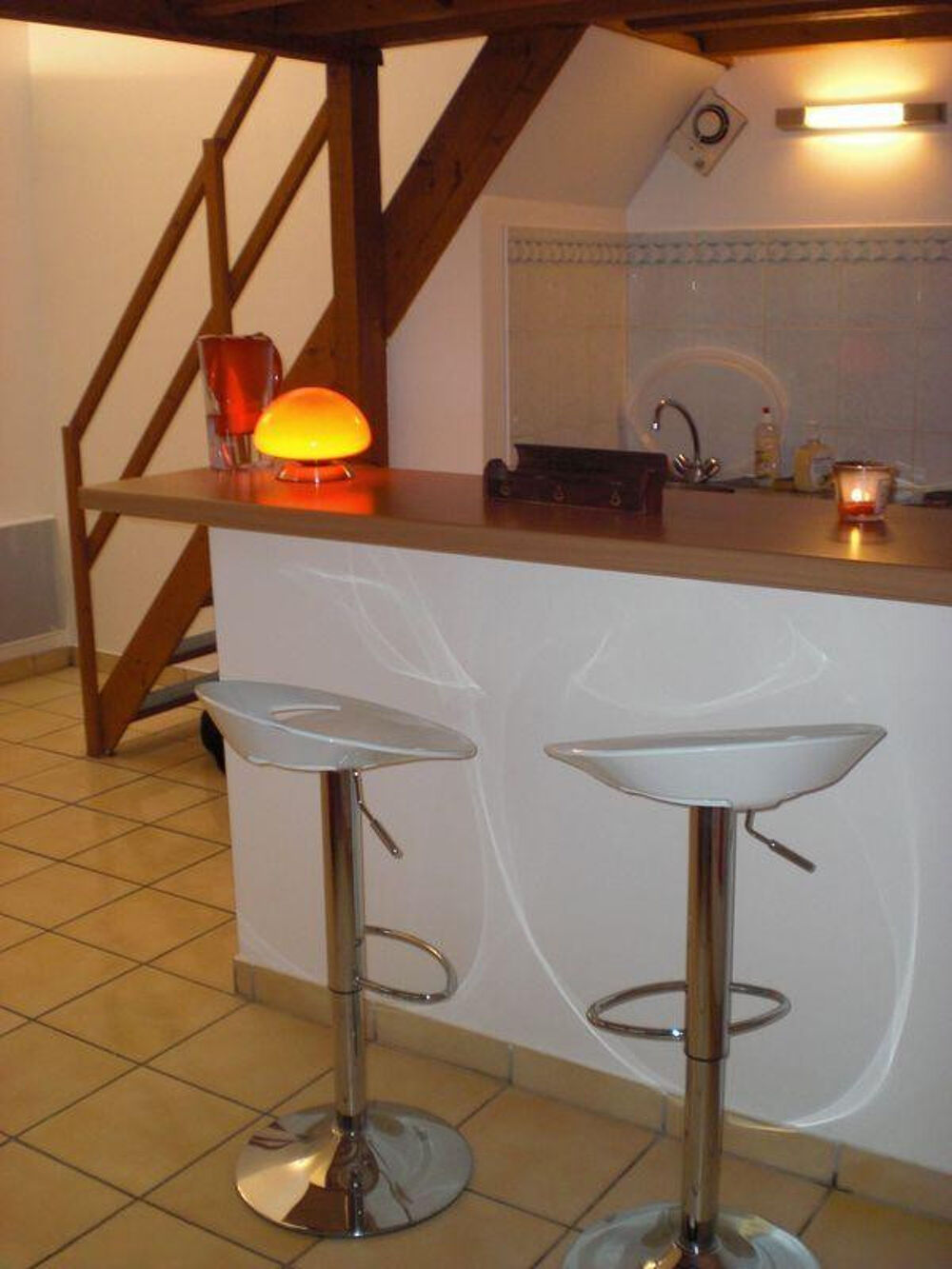 Location Appartement ChHARMANT F2 TYPE DUPLEX SECTEUR RUE DE CERNAY Reims