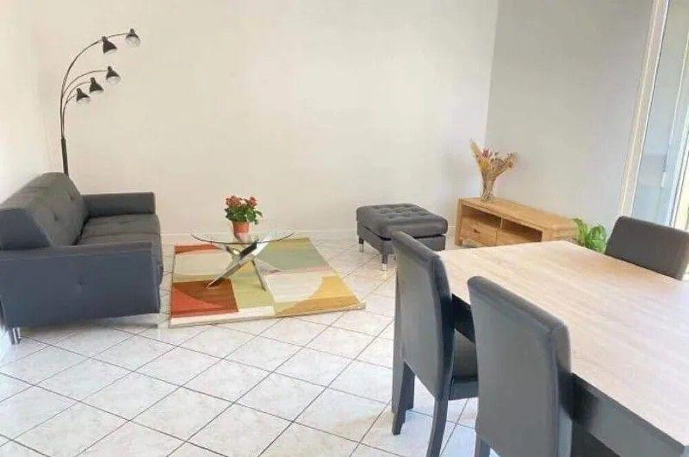 Location Appartement Beau 3P meublé 70m² avec un garage fermé Lyon 3