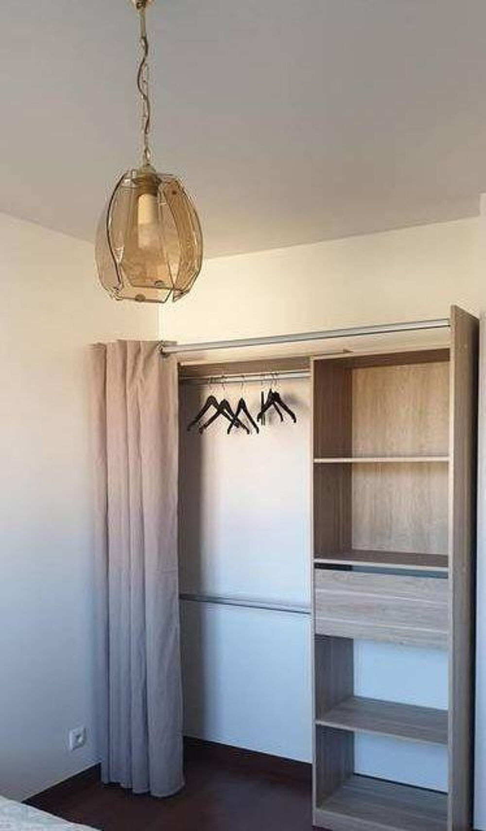 Location Appartement Deux pièces meublés, lumineux et calme avec balcon Chelles