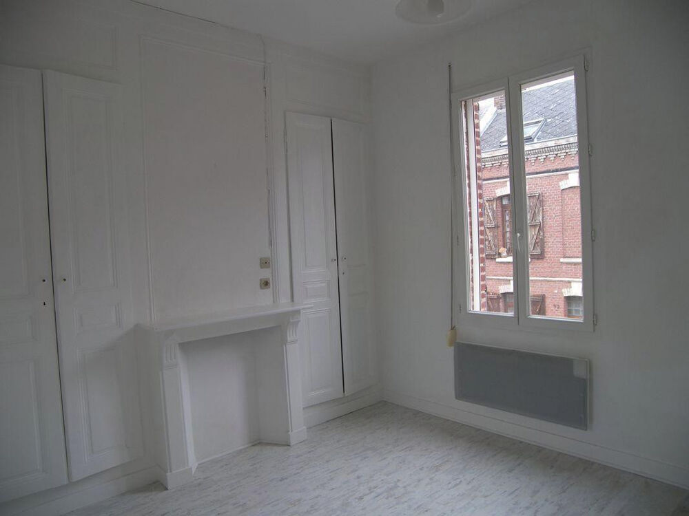 Location Appartement Studio lumineux rénové dans quartier calme quartie Amiens