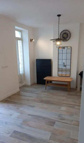 Appartement � louer 2 pi�ces 44 m� Marseille 5�me