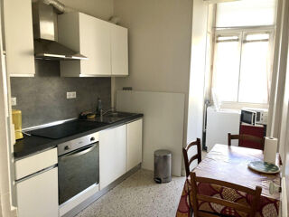  Appartement à louer 4 pièces 52 m²