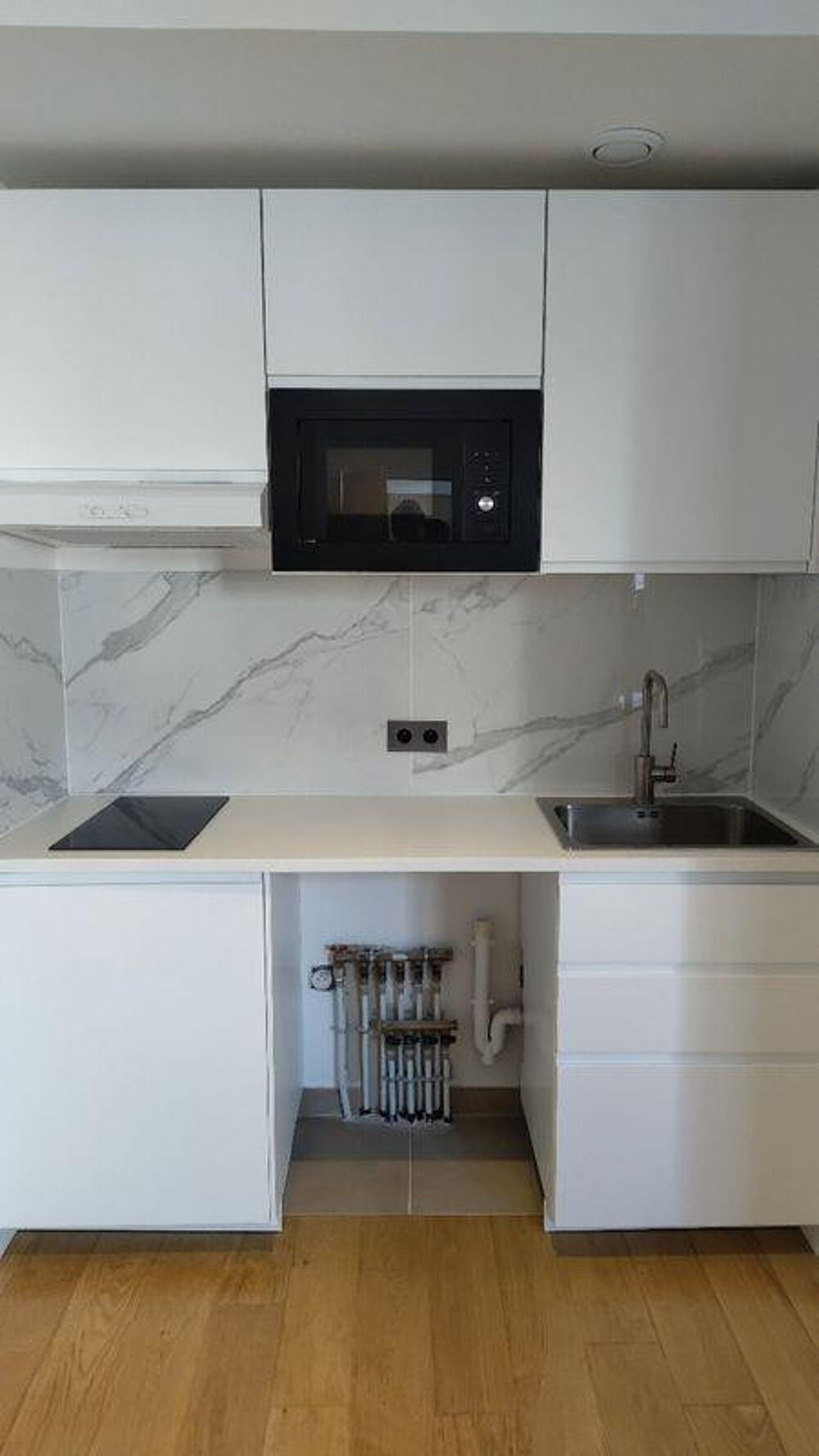 Location Appartement Loue T1 meublé neuf Paris 16