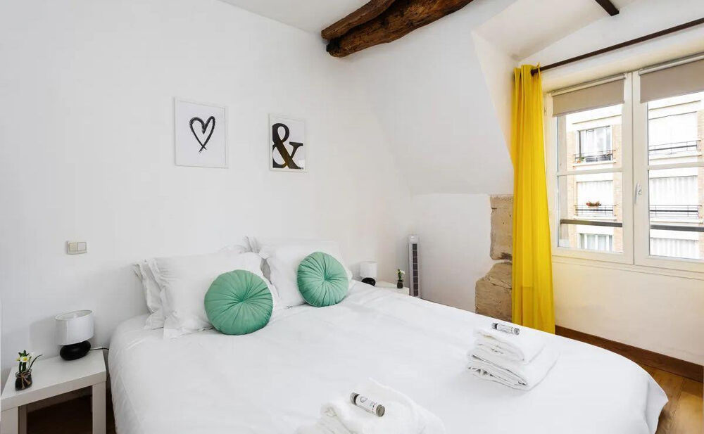 Location Appartement Superbe T2 rénové 30m2 Panthéon Bail mobilité Paris 5