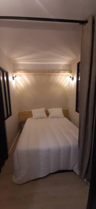  Appartement à louer 1 pièce 27 m²