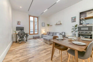  Appartement à louer 2 pièces 42 m²