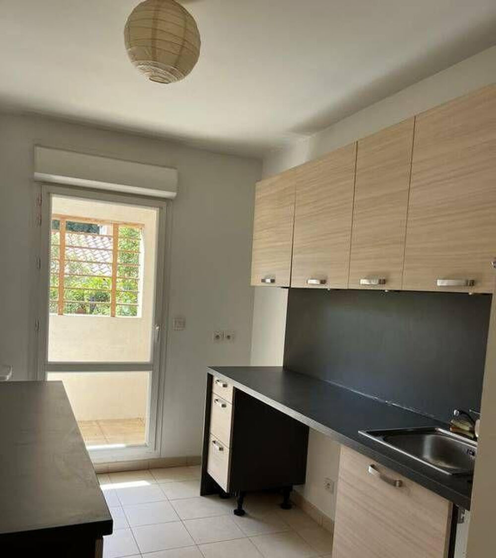 Location Appartement Beau 2 pièces 48m² avec terrasse et jardin à Aix Aix-en-provence