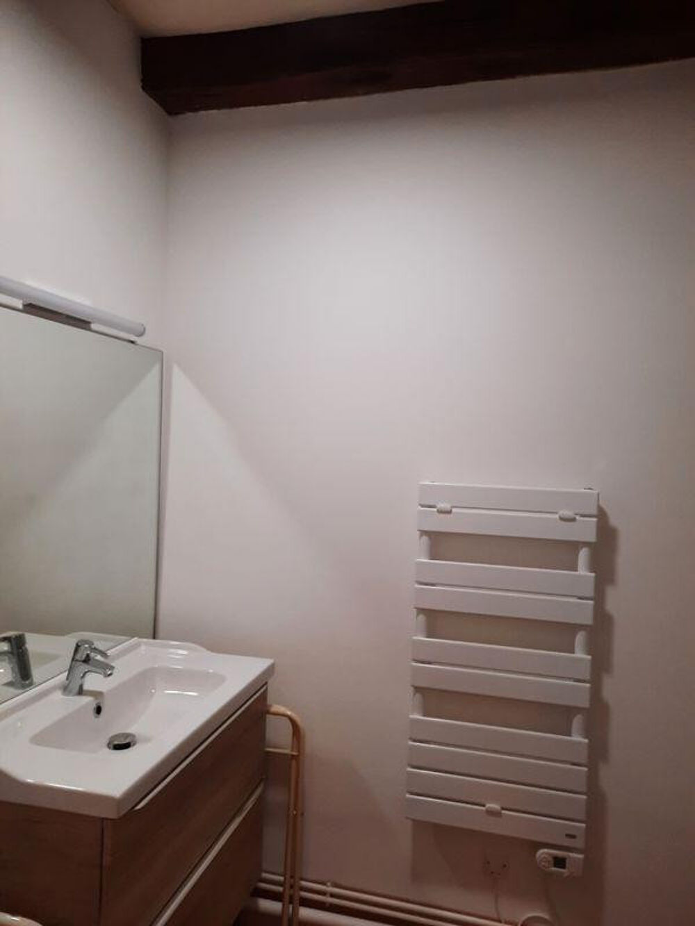 Location Appartement Beau studio meublé 22m² Nantes hypercentre Nantes