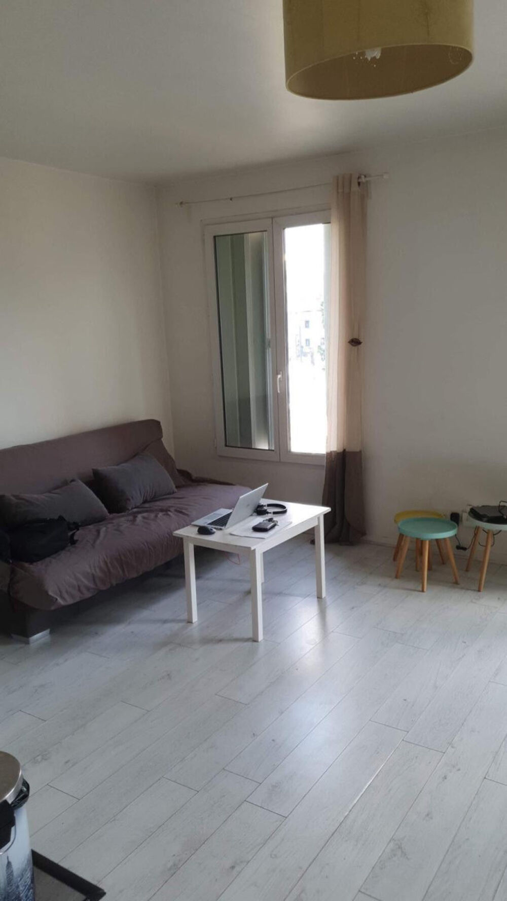 Location Appartement Beau studio meublé 32m² Colombes