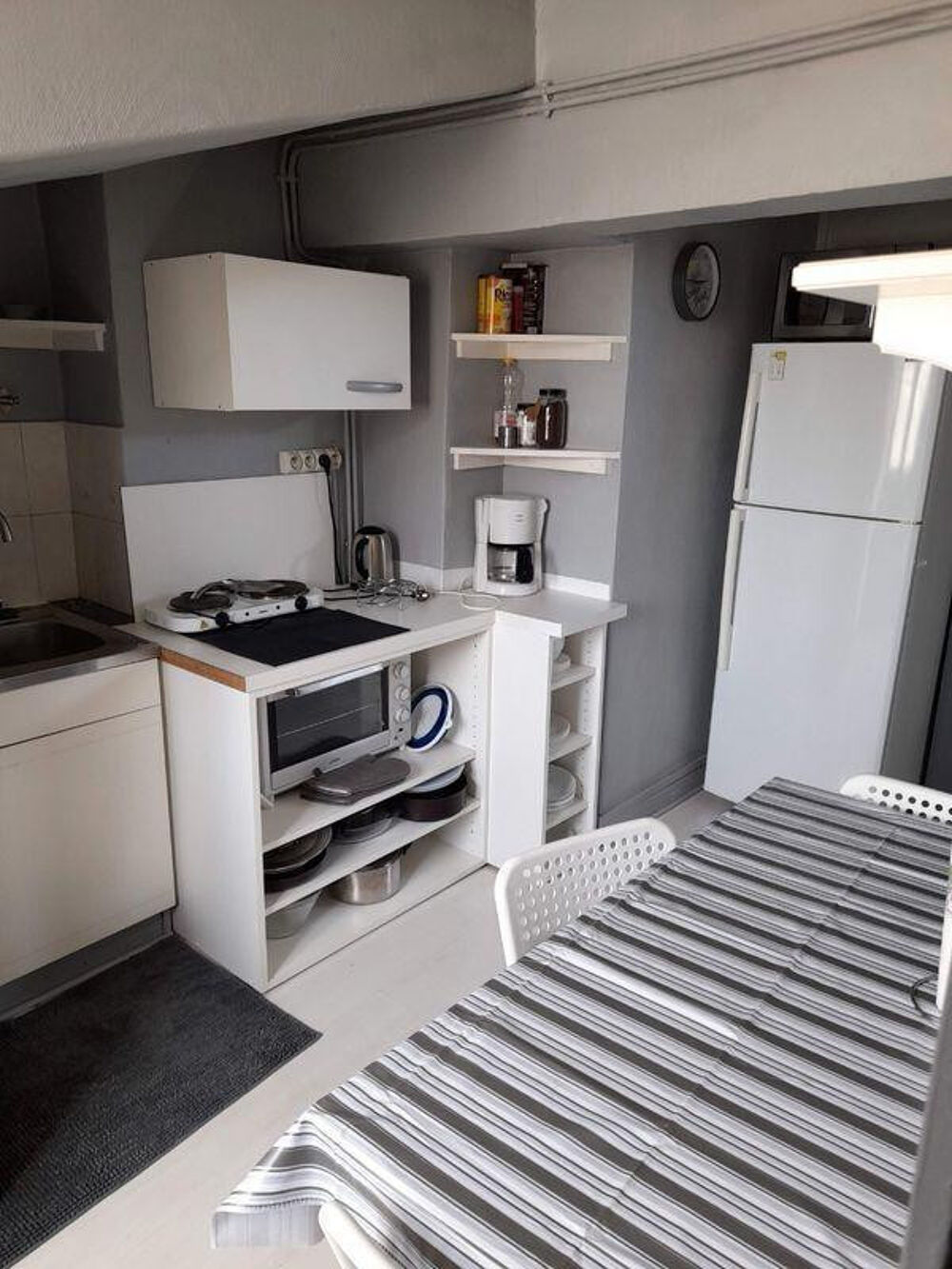 Location Appartement Beau T3/4 53m² hyper centre Grenoble Grenoble