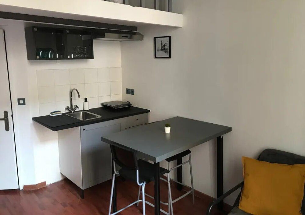 Location Appartement Beau studio 20m² avec mezzanine meublé et équipé Nice