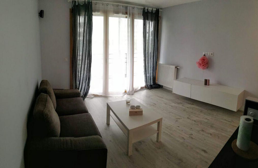Location Appartement ? Studio meublé 33 m² + 7m² loggia Nanterre