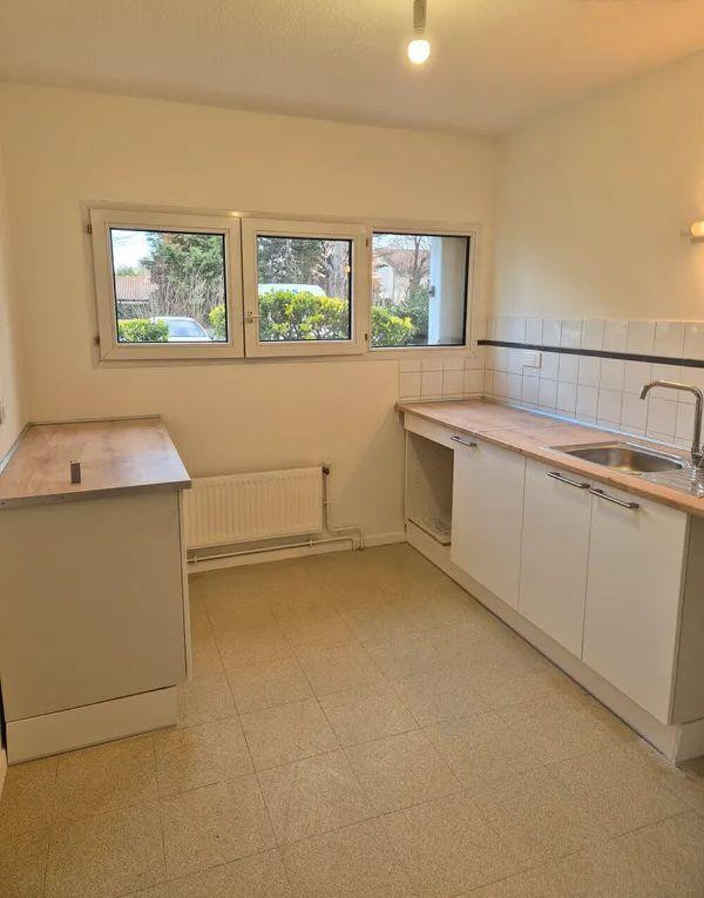 Location Appartement Beau 3 pièces 73 M² à Avignon Avignon