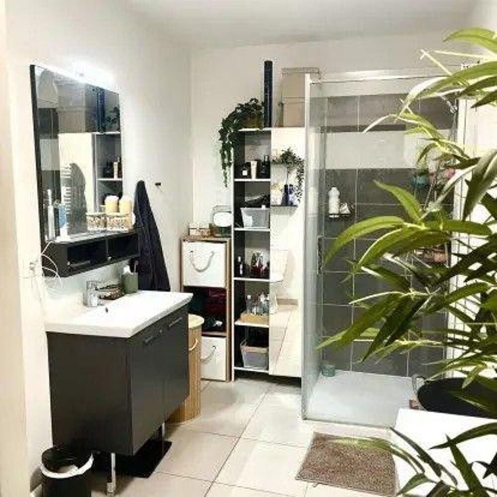 Location Appartement Superbe 2P meublé 48m² avec grande terrasse Bordeaux