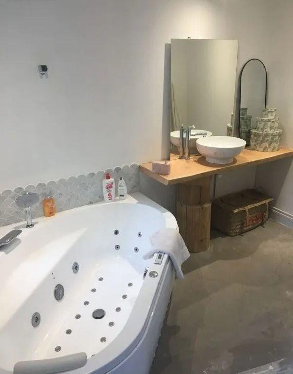 Location Appartement Beau 2P meublé 46m² avec cour privative 6m² Nantes