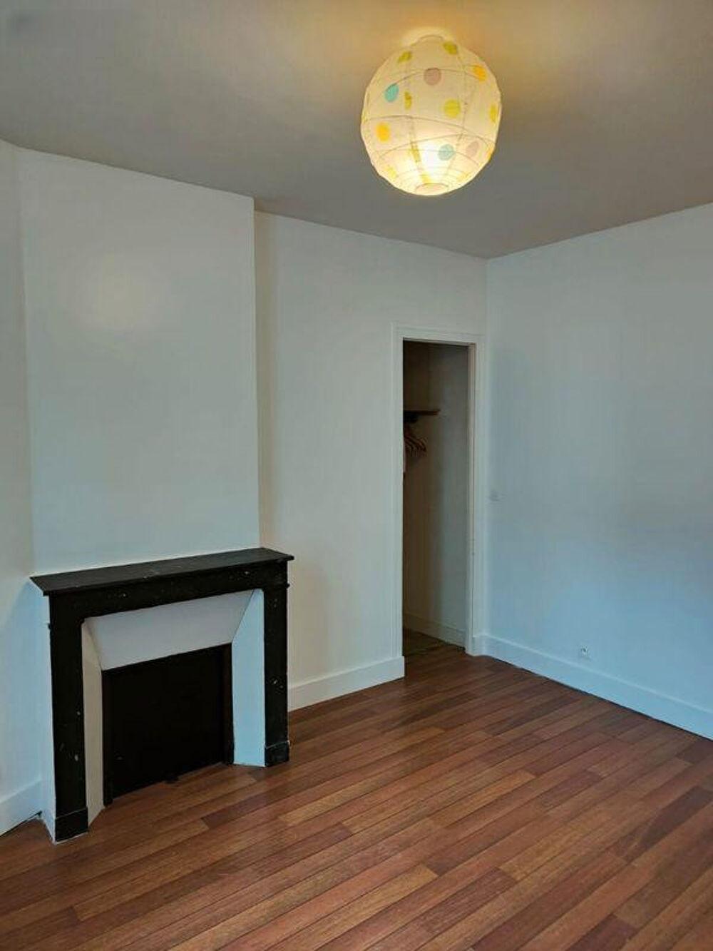 Location Appartement Appartement 2P lumineux métro Max Dormoy Paris 18