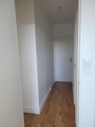  Appartement à louer 3 pièces 65 m²