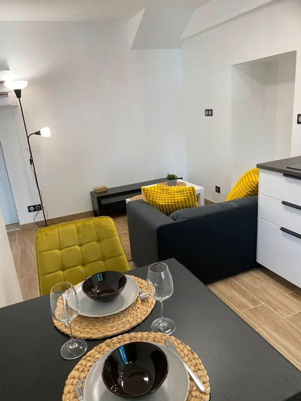 Location Appartement Beau 2P meublé 33m² refait à neuf blvd Jules Verne Nantes