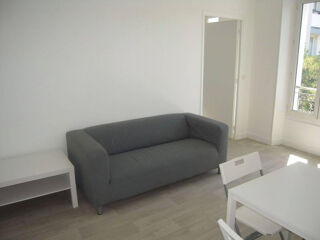  Appartement à louer 2 pièces 32 m²