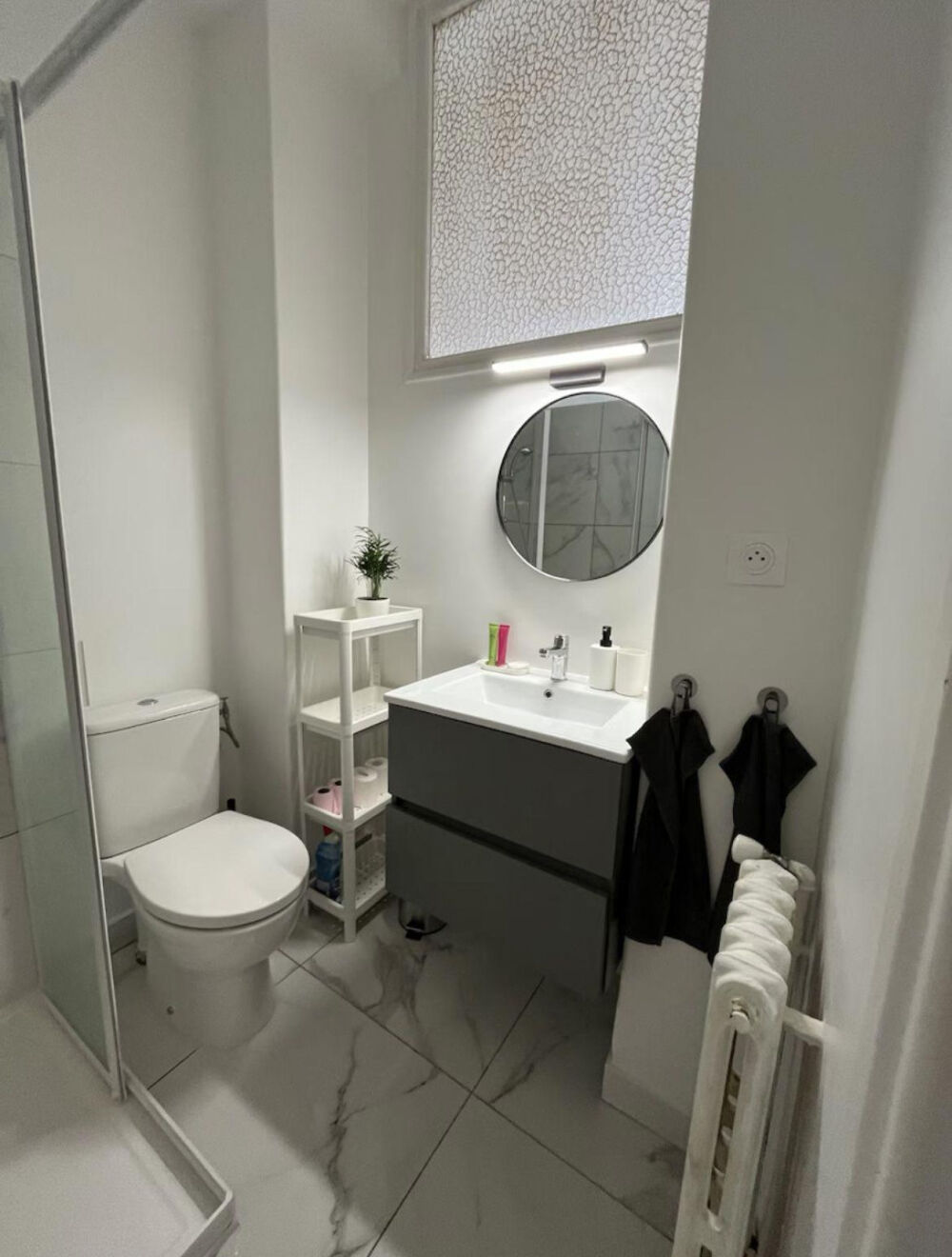 Location Appartement Beau F1 meublé refait à neuf Carré d'Or Nice