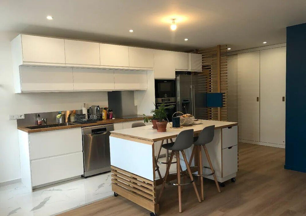 Location Appartement Superbe 2P meublé proche La Défense bail 1 à 3 ans Suresnes