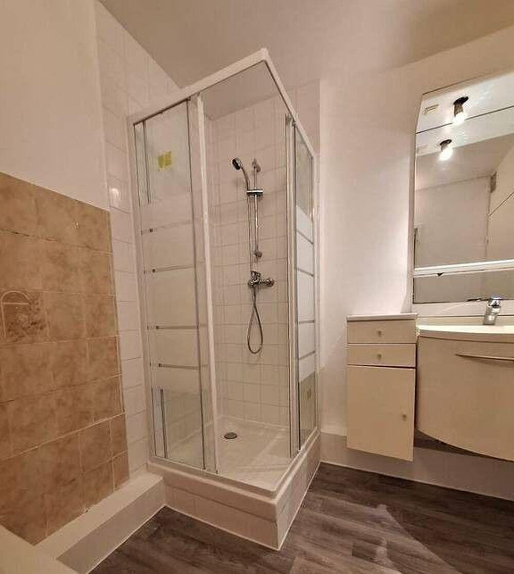 Location Appartement Chambre dispo dans belle coloc 97m² Évry-courcouronnes