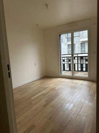  Appartement à louer 3 pièces 70 m²