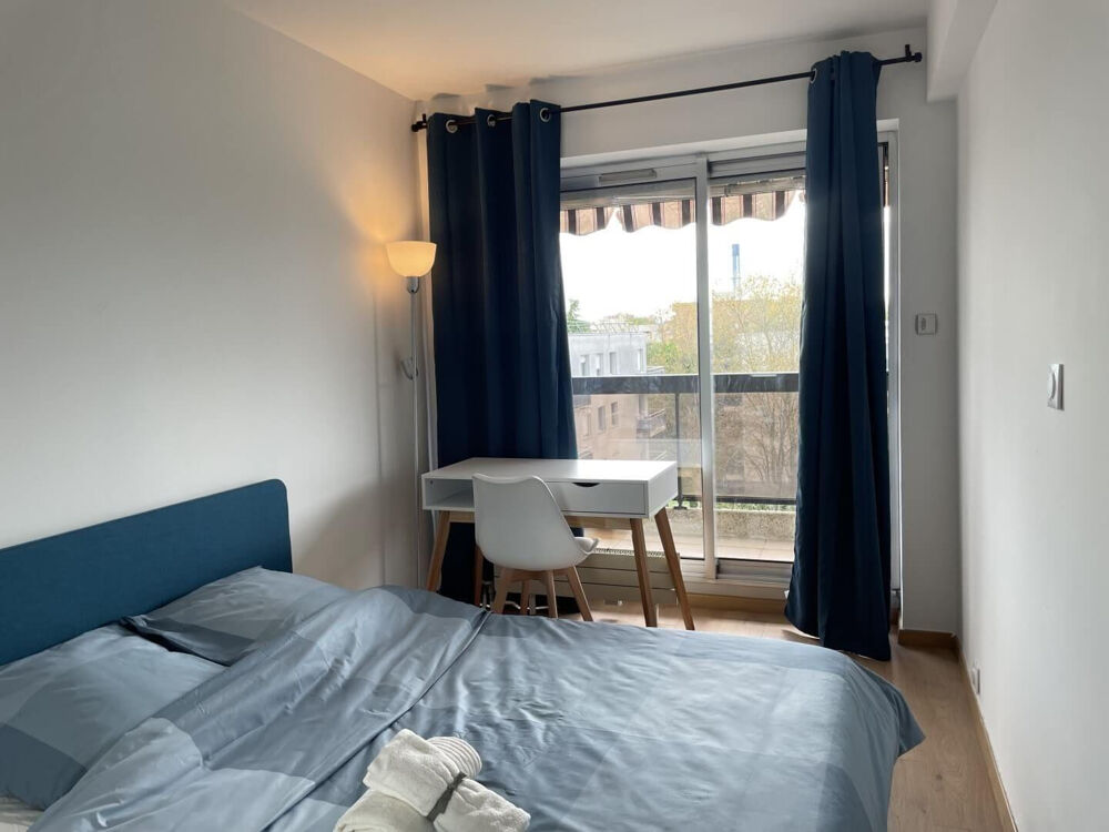 Location Appartement Chambre dispo dans coloc 78m² avec balcon Évry-courcouronnes