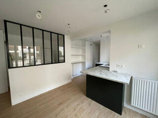  Appartement à louer 1 pièce 26 m²
