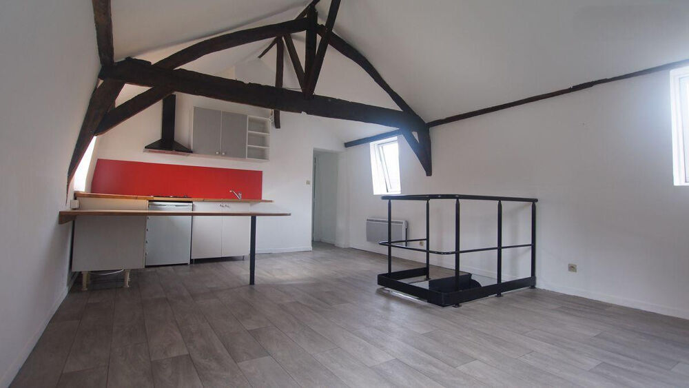 Location Appartement F2 mansarde de Charme calme Proche métro commerces Lille