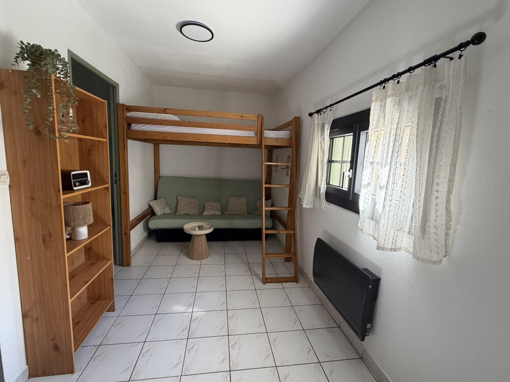 Location Appartement Joli studio meublé idéal étudiant Avignon