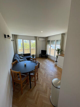  Appartement à louer 3 pièces 50 m²