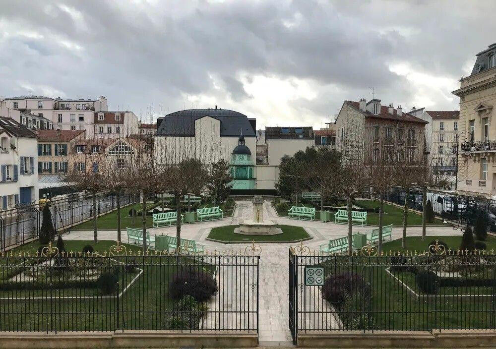 Location Appartement Charmant 4 pièces meublé 66m² Puteaux Puteaux