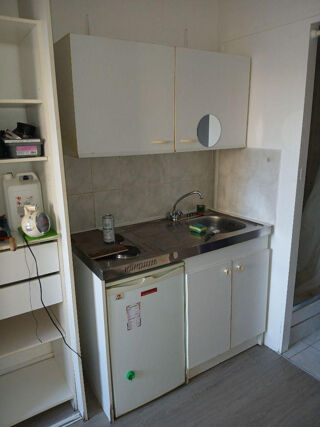  Appartement à louer 1 pièce 14 m²