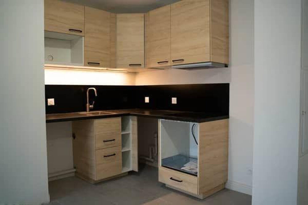 Location Appartement Location d'un T2 non meublé au 12 Rue de la Plaine Bordeaux