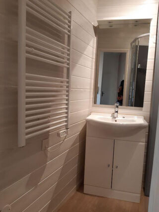  Appartement à louer 1 pièce 30 m²