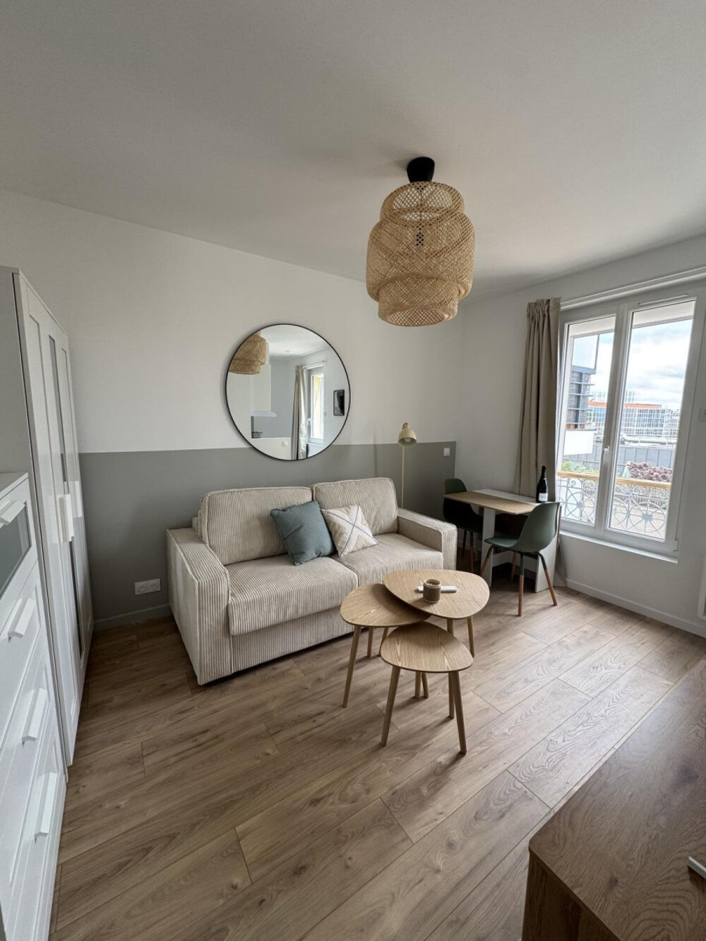 Location Appartement Studio meublé neuf 18m² -Dernier étage + cave Clichy