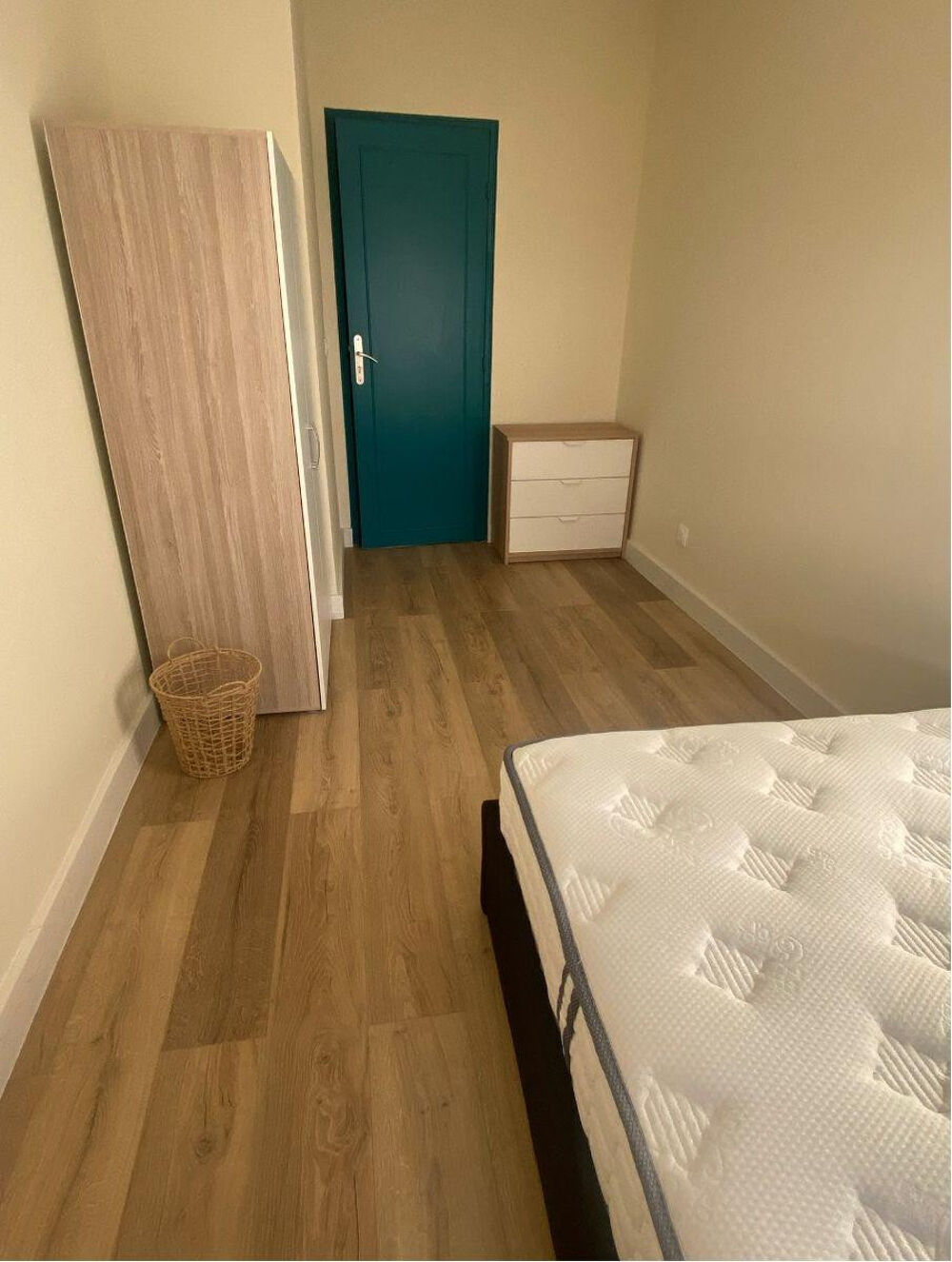 Location Appartement Chambre privée 11m² meublée, colocation à Melun Melun