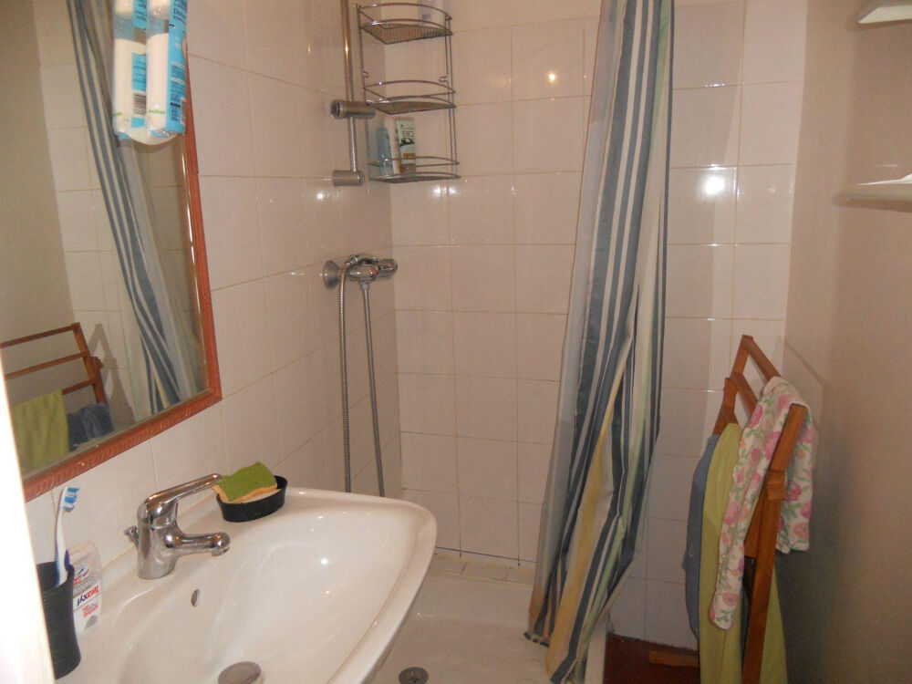 Location Appartement Studio meuble 21m2 centre aix ideal etudiant iep Aix-en-provence