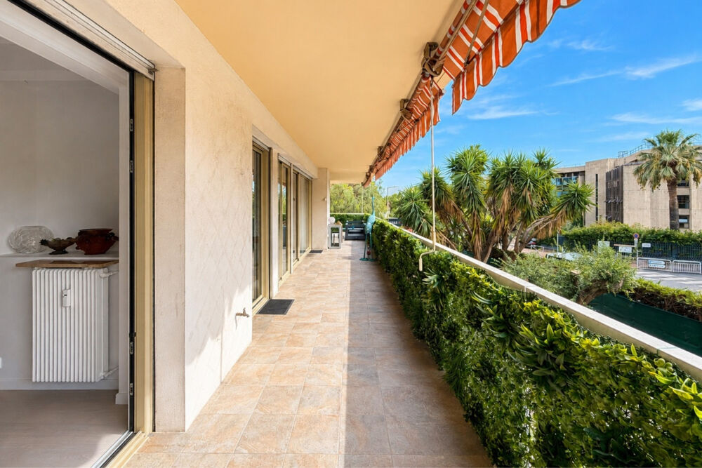 Vente Appartement Appartement  - 5 pièces  - 122.78 m² Nice