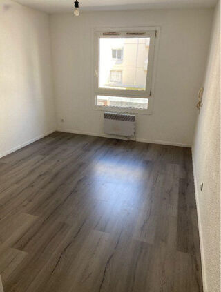  Appartement à louer 1 pièce 18 m²