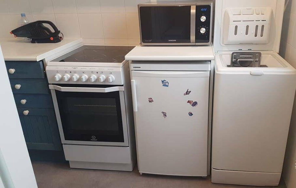 Location Appartement Superbe studio meublé 26m² + balcon/terrasse Paris 15