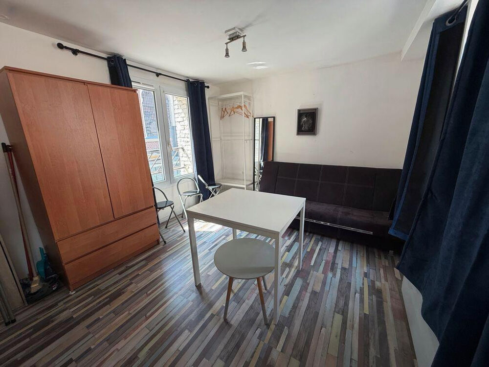 Location Appartement Beau studio meublé 18 m² à Gambetta Lille