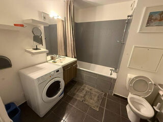  Appartement à louer 2 pièces 45 m²