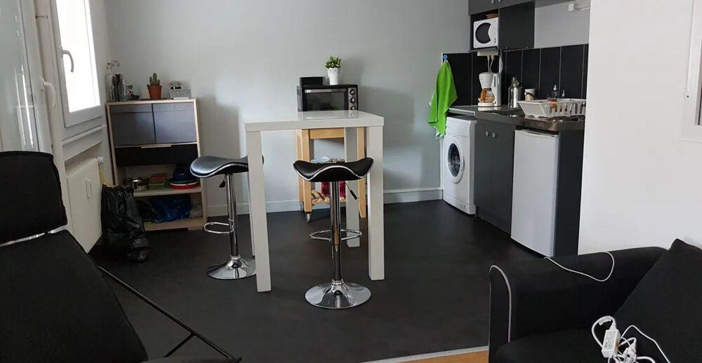 Location Appartement T1 bis refait a neuf meublé 28m2 parking privé Saint-Étienne